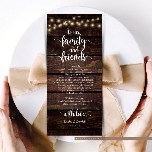 Rustikale Hochzeitsumgebung dank Karte