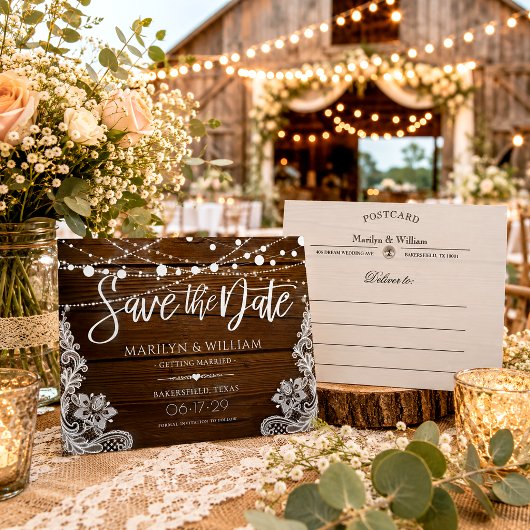 Rustikale Holz-String-Lichter Hochzeit speichern d Ankündigungspostkarte