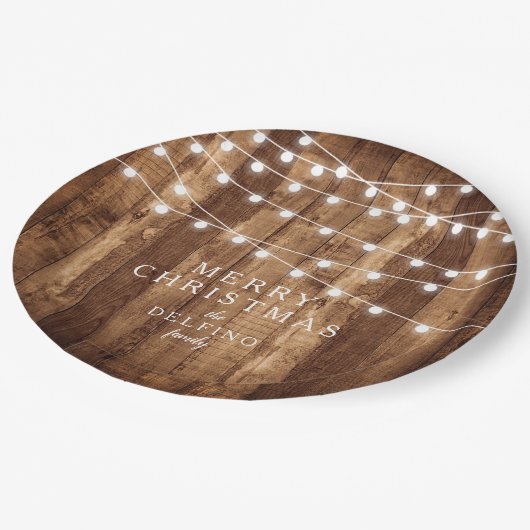 Rustikale Holz-u. feenhafte Pappteller (Schrägansicht)