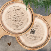 Rustikale Holzbaumgestumpf in einer QR-Hochzeit Einladung