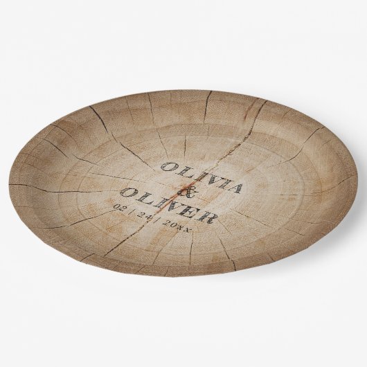 Rustikale Holzbaumstumpf Pappteller (Schrägansicht)