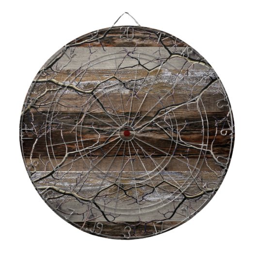 Rustikale Holzbaumzweige mit Stallbrett Dartscheibe (vorne)