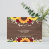 Rustikale Holzblumen Rote Rosen Hochzeitsempfang Begleitkarte (Stehend Vorderseite)