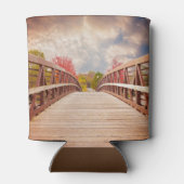 Rustikale Holzbrücke im Land Dosenkühler (Rückseite)