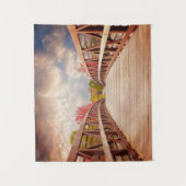 Rustikale Holzbrücke im Land Wandteppich (Vorderseite)