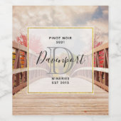 Rustikale Holzbrücke im Land Weinkultur und Erde Weinetikett (Einzelnes Label)