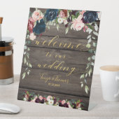 Rustikale Holzfloral Gold Extravaganter Schriftart Sockelschild (In Situ)