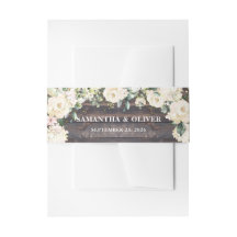 Rustikale Holzgrün, weiße Rosen Blumenhochzeit