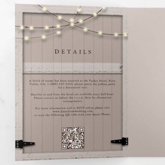 Rustikale Holzkalligraphie Elegantes Foto Hochzeit Dreifach Gefaltete Einladung (Innen Erste Seite)