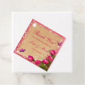 Rustikale Holzpink-Blütenschmetterlingshochzeit Geschenkanhänger (Beispiel)