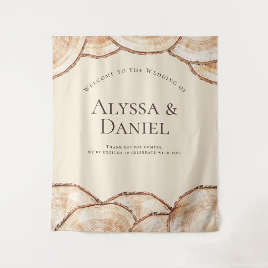 Rustikale Holzschnitt Individuelle Namen Hochzeit Wandteppich (Vorderseite)