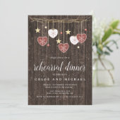 Rustikale Holzstars und Probe des Herzens Einladung (Stehend Vorderseite)