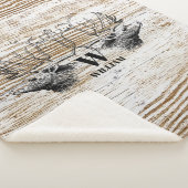 Rustikale Holztextur Hirschwald Monogram Sherpadecke (3/4)
