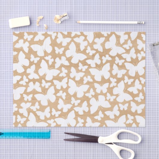 Rustikale Holztextur mit weißem Schmetterling Seidenpapier (Handwerk)