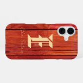 Rustikale Holztextur Monogram iPhone 16 Hülle (Rückseite (Horizontal))