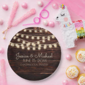 Rustikale Holzwinger-Hochzeit Pappteller (Party)