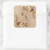 Rustikale hübsche Herbst-Blumen-Monogramm-Hochzeit Quadratischer Aufkleber (Tasche)