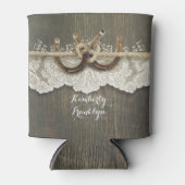 Rustikale Hufeisen Lace Wood Wedding Dosenkühler (Vorderseite)