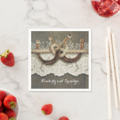 Rustikale Hufeisen Lace Wood Wedding Serviette (Beispiel)