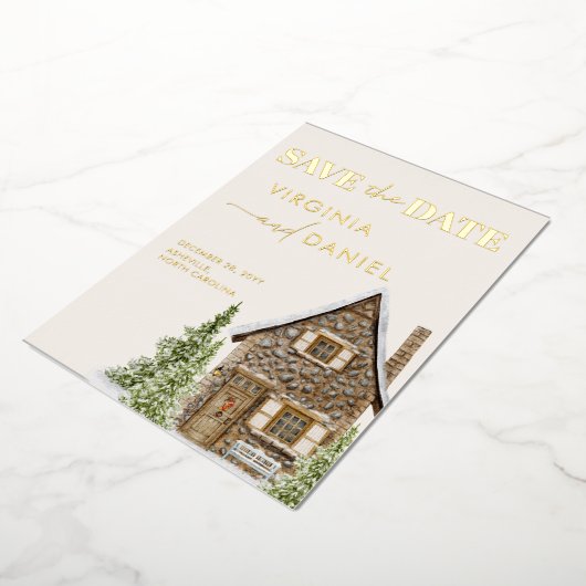 Rustikale Hütte Hütte Winterurlaub Save the Date Folieneinladung (Gedreht)