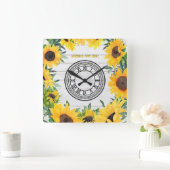 Rustikale Hütte Weißholz Land Sonnenblumen Quadratische Wanduhr (Zuhause)