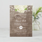Rustikale Hydrangea & String Lights Barn Wood Wedd Einladung (Stehend Vorderseite)