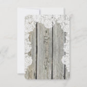 Rustikale Imitate Lace Barn Wood Wedding RSVP Karte (Rückseite)