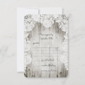 Rustikale Imitate Lace Barn Wood Wedding RSVP Karte (Vorderseite)