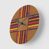 Rustikale Imitate Leder ethnische Streifen Kreuz W Runde Wanduhr (Winkel)