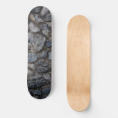 Rustikale karibische Korallensteinwand 2 Skateboard (Vorderseite)