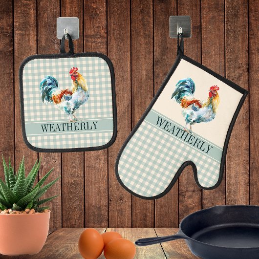 Rustikale Karo Rooster Name | Monogramm Ofenhandschuh & Topflappen-Set