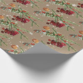 Rustikale Kraft Holiday Cranberries & Spruce Geschenkpapier (Ecke)