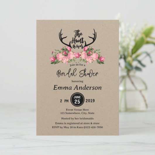 Rustikale Kraft-Jagd über Brautparty Einladung (Stehend Vorderseite)