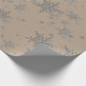 Rustikale Kraft Silver Snowflakes Geschenkpapier (Ecke)