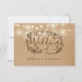 Rustikale Kraft String Lights Blumenschrift RSVP Karte (Rückseite)