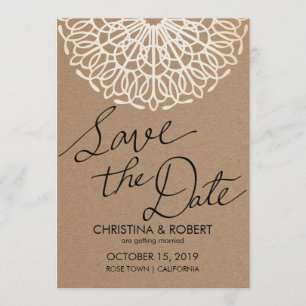 Rustikale Kraftpapier-Doily-Save-The-Date-Typograf Einladung