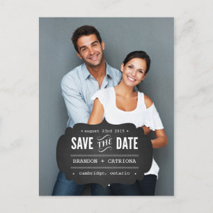 Rustikale Kreidetafel-Etikette Save-the-Date-Pos Ankündigungspostkarte