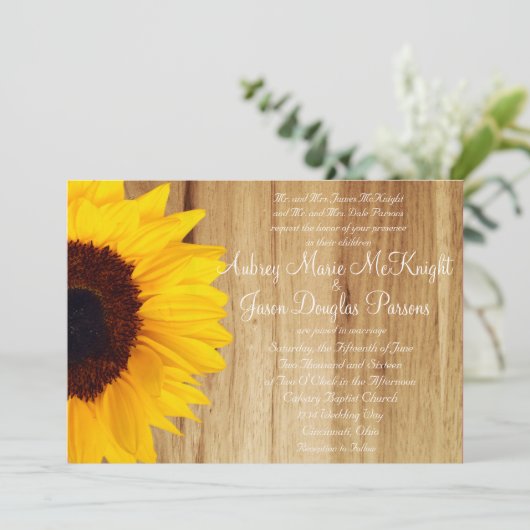 Rustikale Land-Sonnenblume-hölzerne Einladung (Stehend Vorderseite)