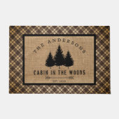 Rustikale Landfamilie Kabine im Wald Fußmatte (Vorderseite)