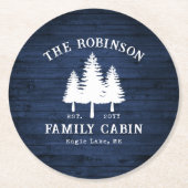 Rustikale Landfamilienhäuser Bäume Blauer Holzdruc Runder Pappuntersetzer (Vorderseite)