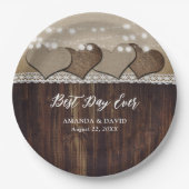 Rustikale Landholz-Hochzeit Pappteller (Vorderseite)