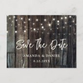 Rustikale Landhölzern heiraten das Datum Postkarte (Vorderseite)