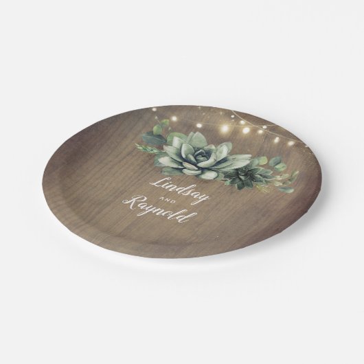 Rustikale Landsucculents Grüne Hochzeit Pappteller (Schrägansicht)