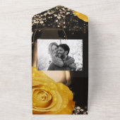 Rustikale Laterne & Gelbe Rosen Hochzeit + UAWG All In One Einladung (Außenbereich)