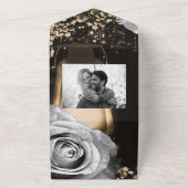 Rustikale Laterne & Glam Silberne Rose Hochzeit All In One Einladung (Außenbereich)