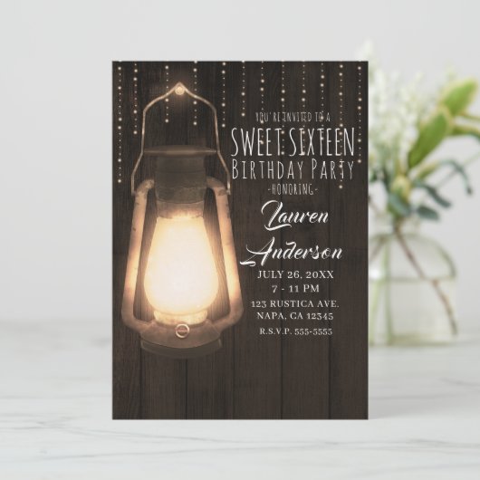 Rustikale Laterne & Lights Brown Wood Sweet 16 Par Einladung (Stehend Vorderseite)