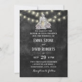 Rustikale Laterne & String Lights Chalkbaord Hochz Einladung (Vorderseite)