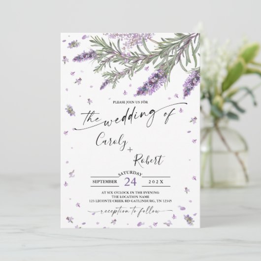 Rustikale Lavendel-Hochzeit Einladung (Stehend Vorderseite)