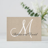 Rustikale Leinwand Wedding RSVP Monogram Card Karte (Stehend Vorderseite)