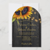 Rustikale Lichter goldene Sonnenblumen Stallenholz Einladung (Vorderseite)